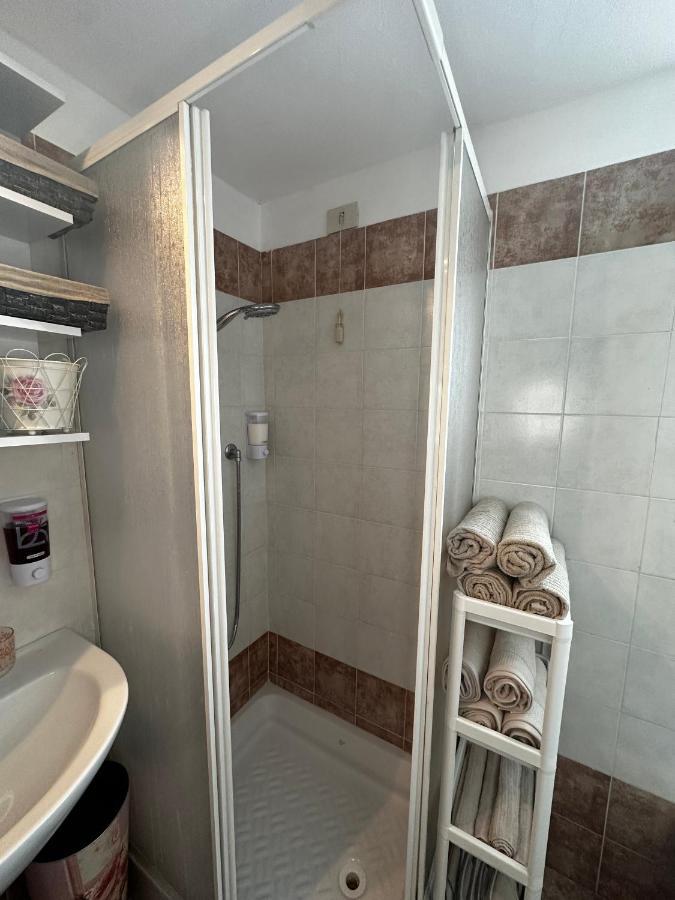 Tevere 20 House Monza Bagian luar foto