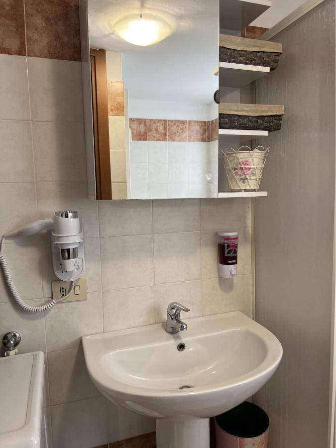 Tevere 20 House Monza Bagian luar foto