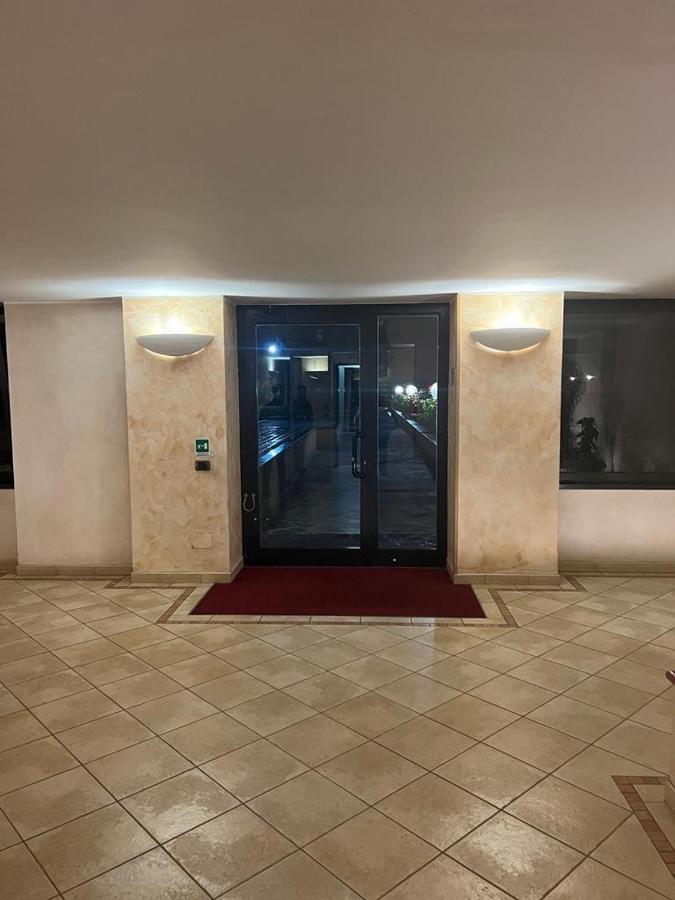 Tevere 20 House Monza Bagian luar foto