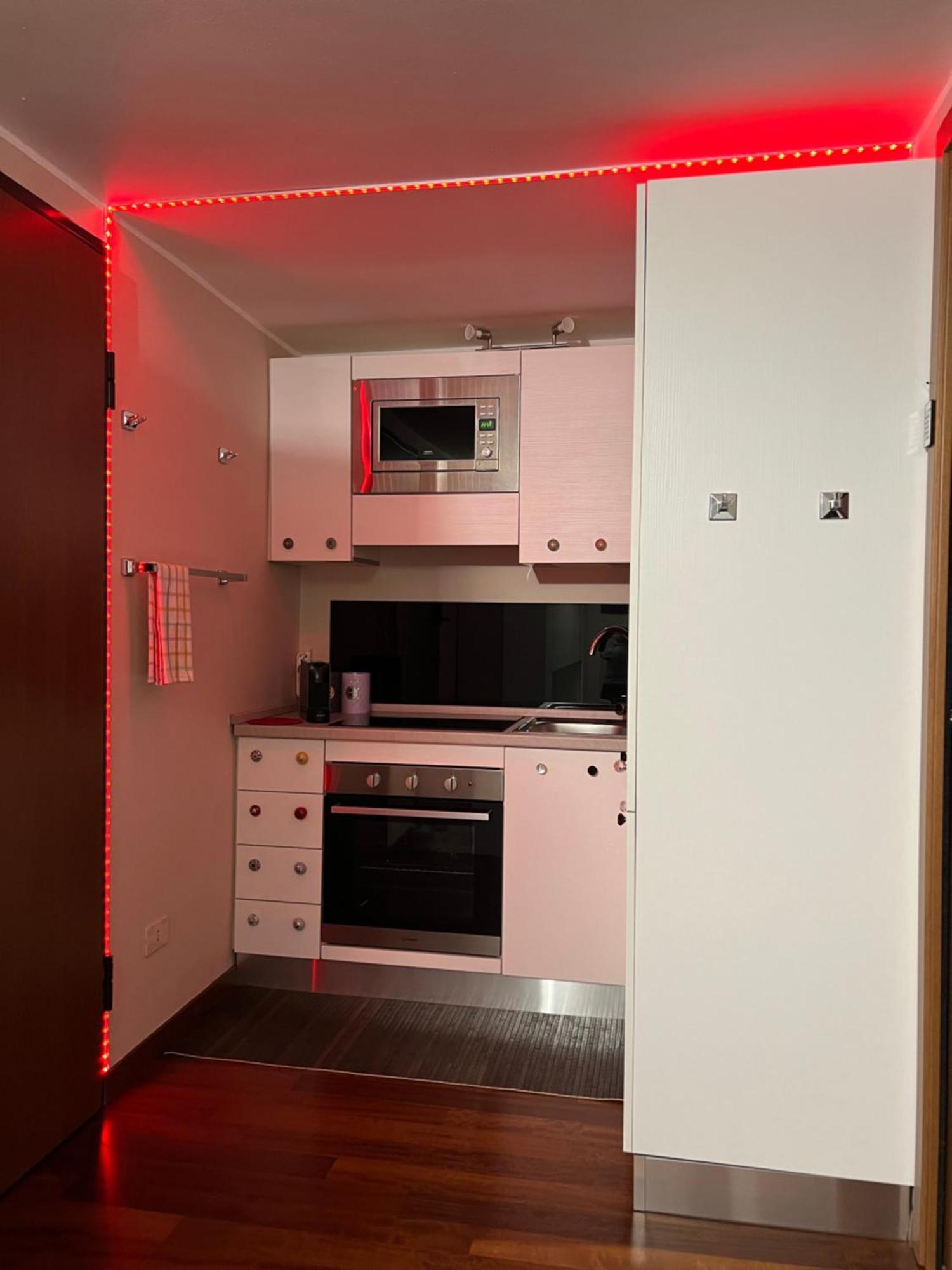 Tevere 20 House Monza Bagian luar foto